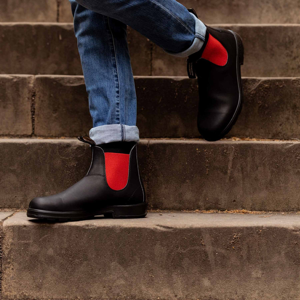 Blundstone nere e rosse deals