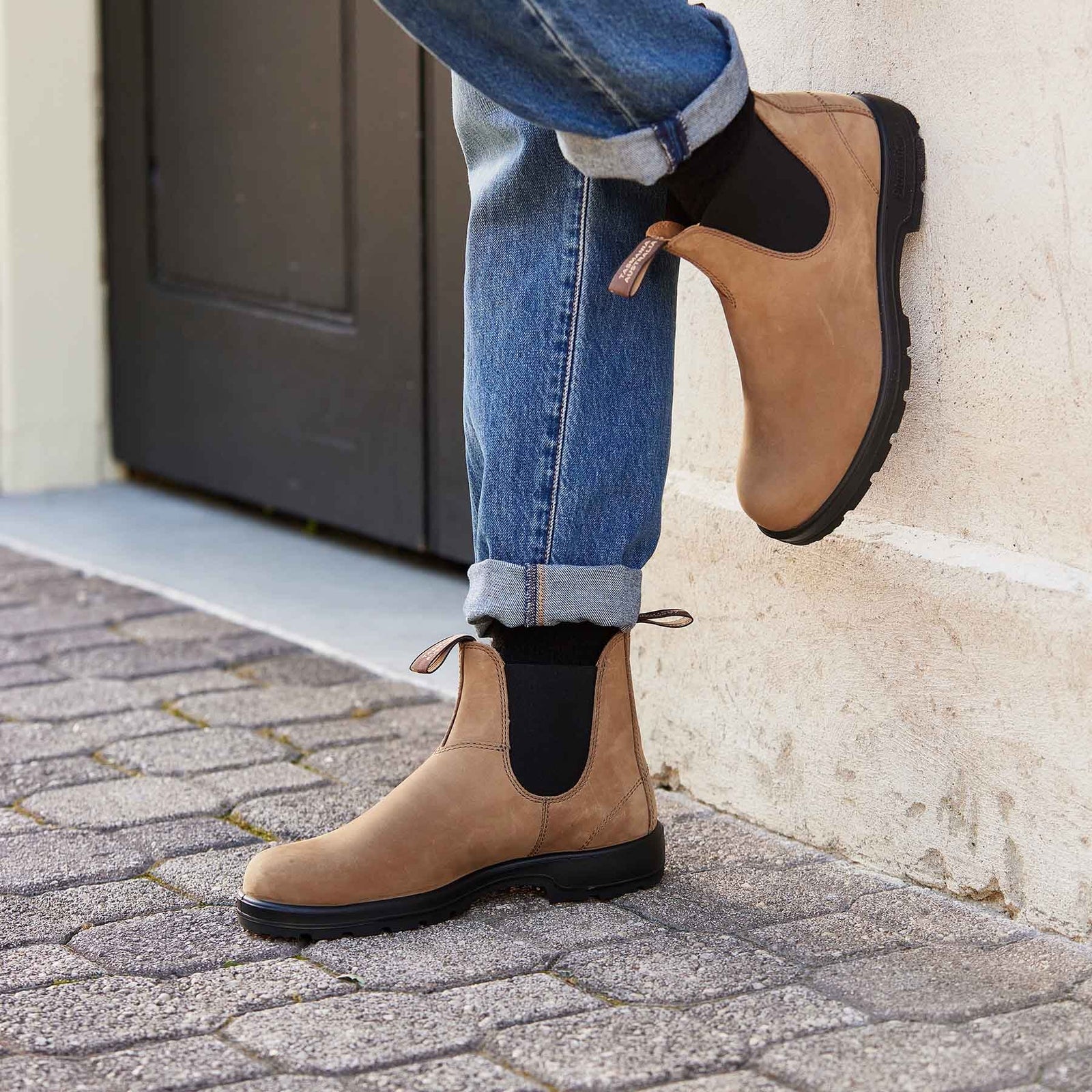 Blundstone 2344 Brown Unisex Nubuck Boots