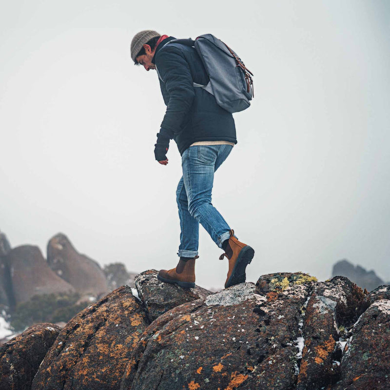 Blundstone 562 Brown Unisex Leather Boots - Main Image